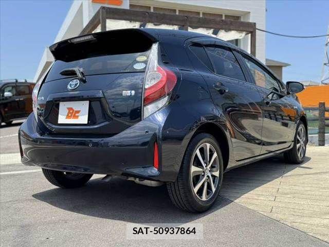 Toyota AQUA 2019-02 8206265-14