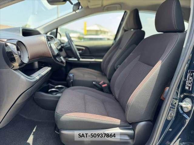 Toyota AQUA 2019-02 8206265-16