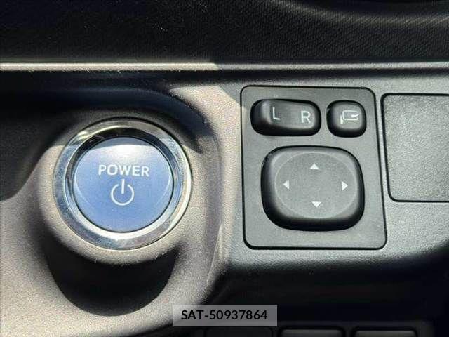 Toyota AQUA 2019-02 8206265-23