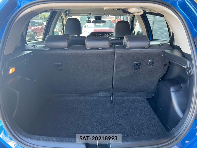Toyota AQUA 2016-03 8206293-10
