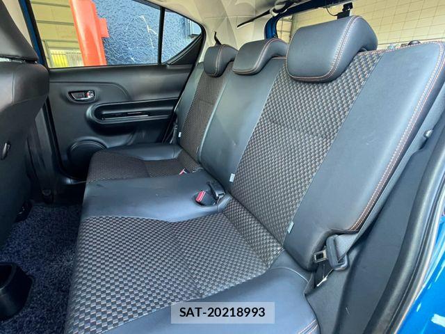 Toyota AQUA 2016-03 8206293-8