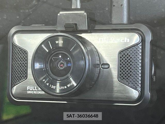 Toyota AQUA 2013-12 8206303-5