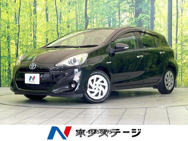 Toyota AQUA 2016-09 8206283-0