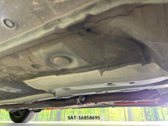 Toyota AQUA 2016-09 8206283-19