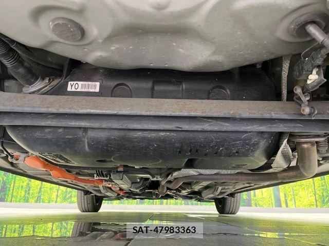 Toyota AQUA 2016-07 8206274-18