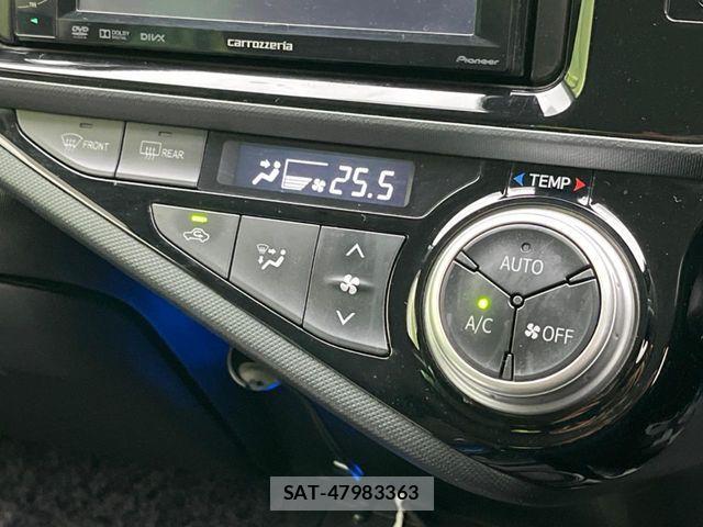 Toyota AQUA 2016-07 8206274-5