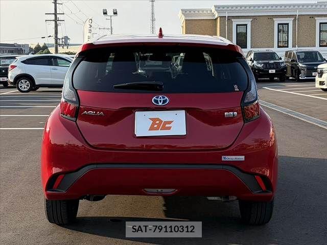 Toyota AQUA 2021-07 8206259-13