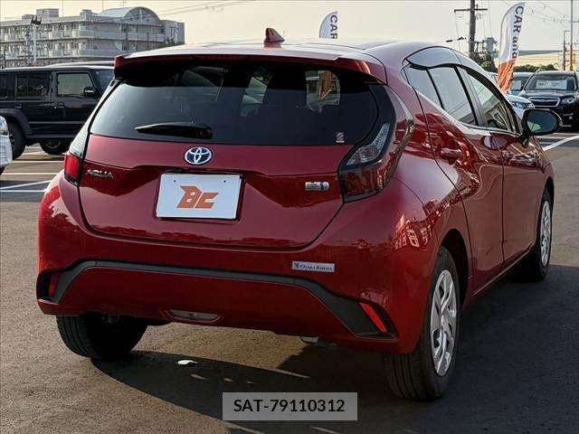 Toyota AQUA 2021-07 8206259-14