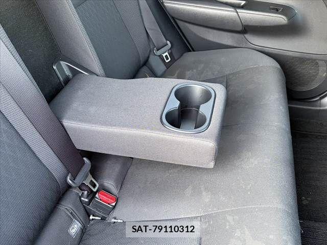 Toyota AQUA 2021-07 8206259-25