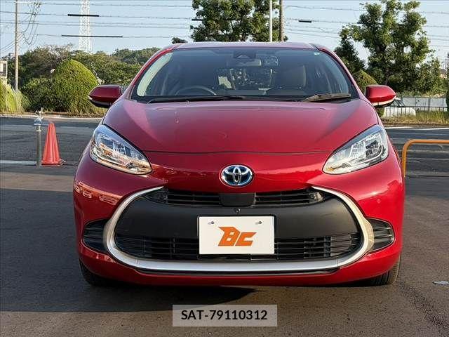 Toyota AQUA 2021-07 8206259-8