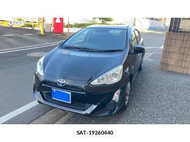 Toyota AQUA 2015-11 8206315-0