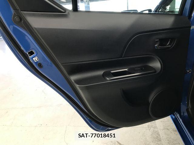 Toyota AQUA 2015-07 8206286-22