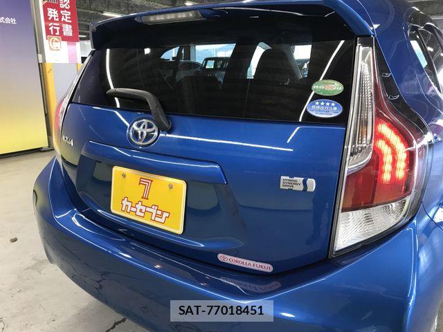 Toyota AQUA 2015-07 8206286-26