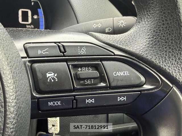 Toyota AQUA 2024-01 8206255-9