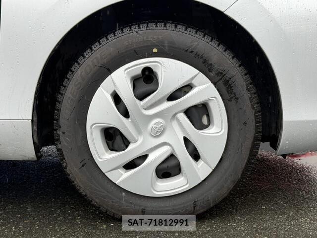 Toyota AQUA 2024-01 8206255-16