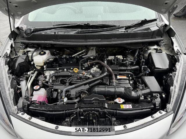 Toyota AQUA 2024-01 8206255-21