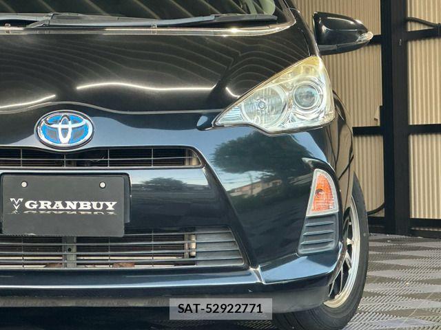 Toyota AQUA 2014-06 8206292-18