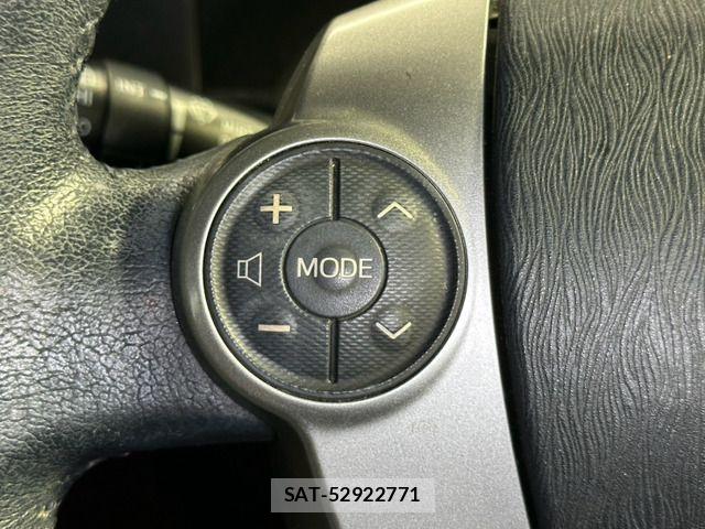 Toyota AQUA 2014-06 8206292-8