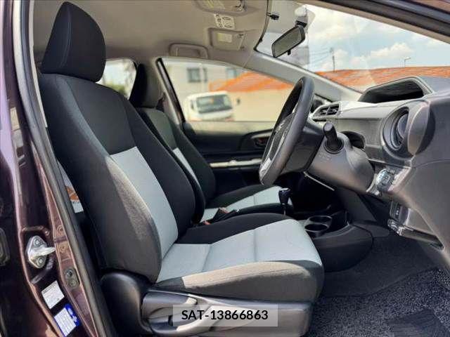 Toyota AQUA 2014-07 8206294-15