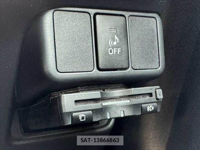 Toyota AQUA 2014-07 8206294-23
