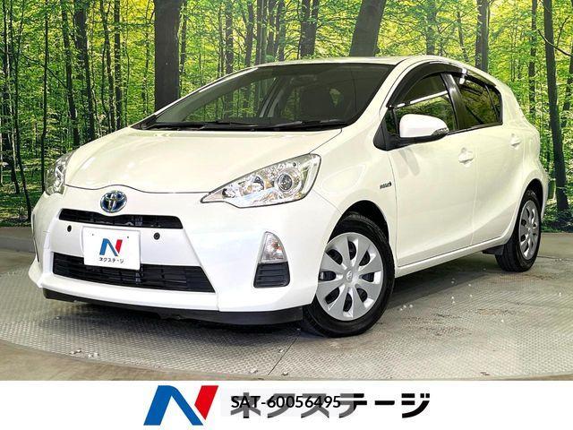 Toyota AQUA 2014-01 8206272-0