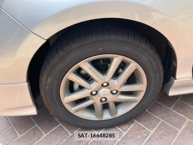 Toyota AQUA 2013-09 8206311-9