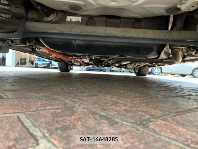 Toyota AQUA 2013-09 8206311-5