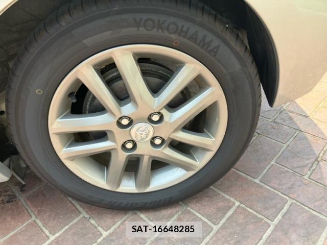 Toyota AQUA 2013-09 8206311-6