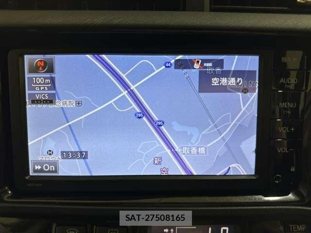 Toyota AQUA 2015-10 8206270-17