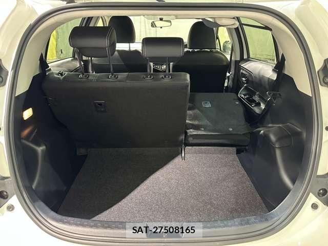 Toyota AQUA 2015-10 8206270-27