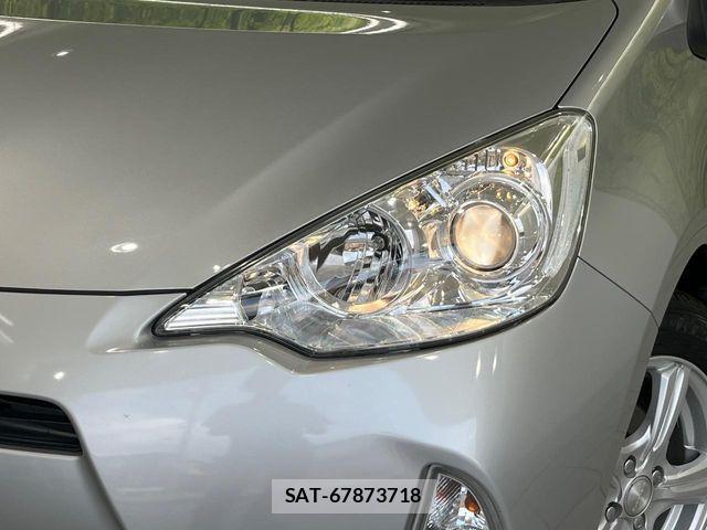 Toyota AQUA 2013-08 8206295-11