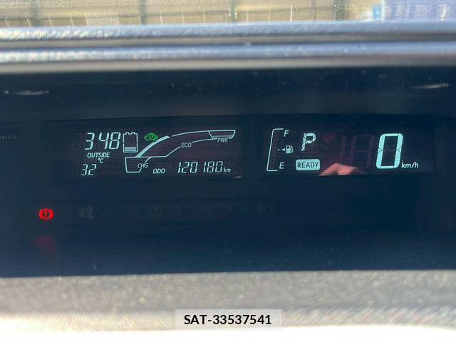 Toyota AQUA 2014-01 8206309-13
