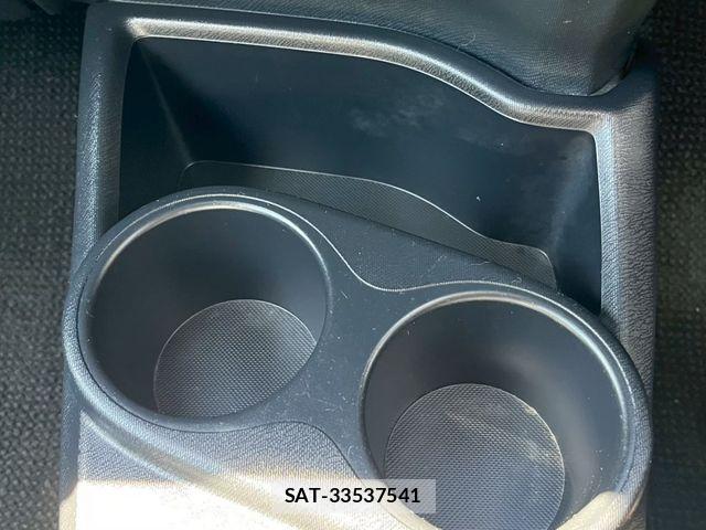 Toyota AQUA 2014-01 8206309-25