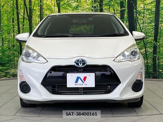 Toyota AQUA 2015-09 8206282-13