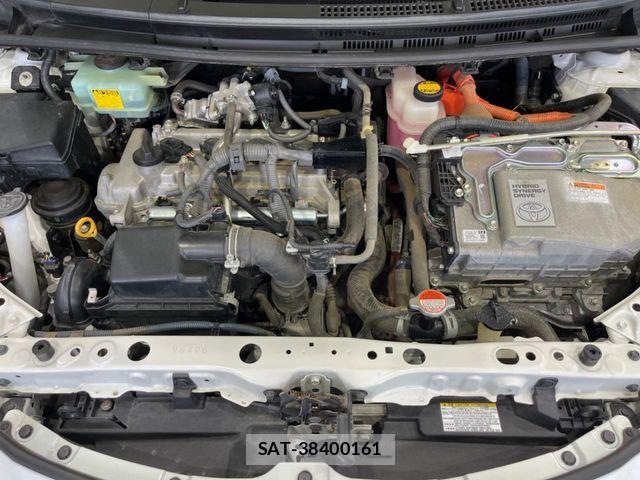 Toyota AQUA 2015-09 8206282-17