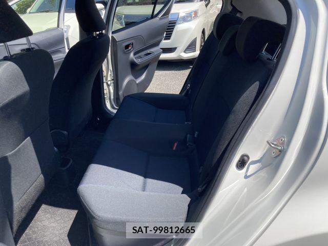 Toyota AQUA 2015-07 8206275-15