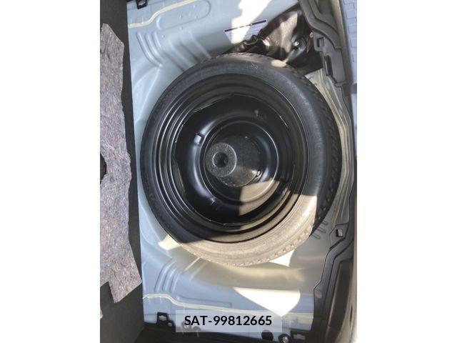Toyota AQUA 2015-07 8206275-18