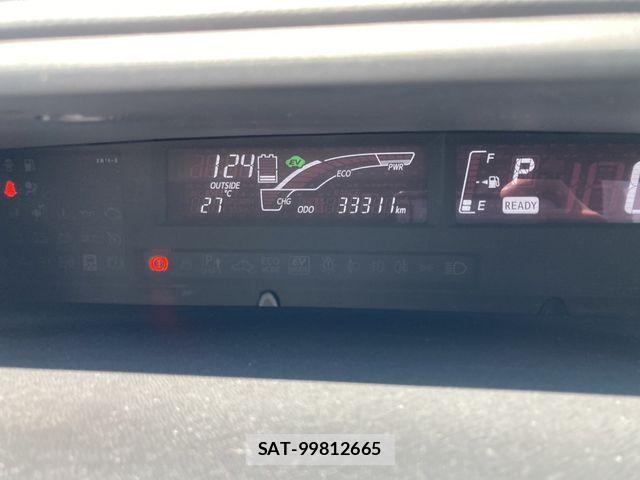 Toyota AQUA 2015-07 8206275-21