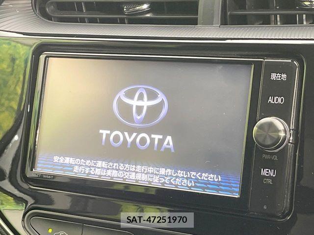 Toyota AQUA 2017-11 8206263-2