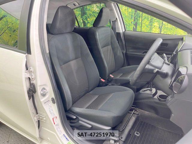 Toyota AQUA 2017-11 8206263-7