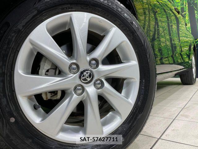 Toyota AQUA 2021-09 8206252-12