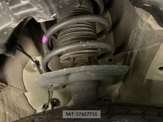 Toyota AQUA 2021-09 8206252-19