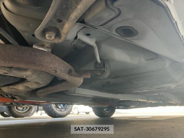 Toyota AQUA 2012-06 8206313-10