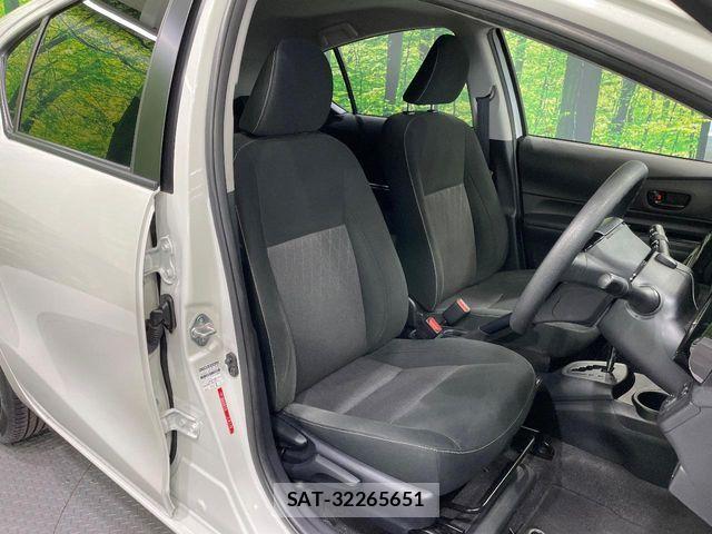 Toyota AQUA 2020-08 8206269-6