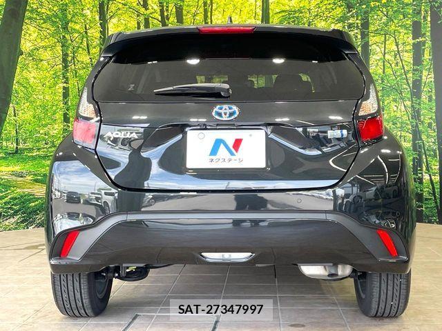 Toyota AQUA 2022-03 8206251-14