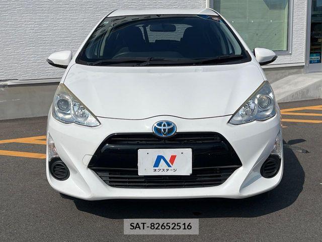 Toyota AQUA 2016-01 8206285-13
