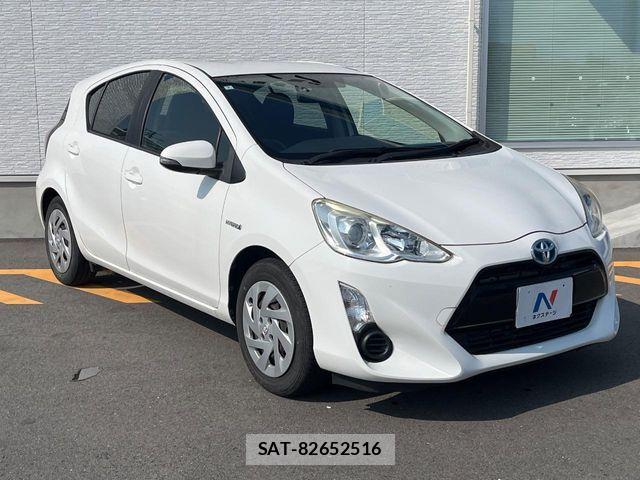 Toyota AQUA 2016-01 8206285-15