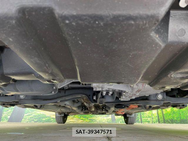 Toyota AQUA 2016-05 8206267-18