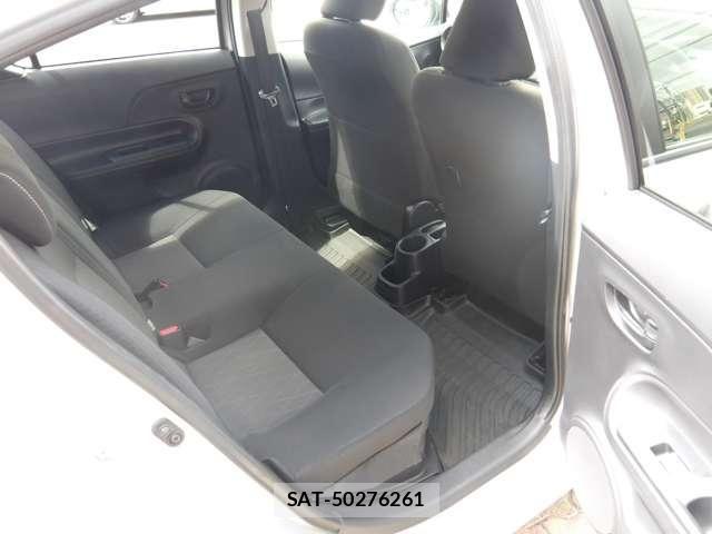 Toyota AQUA 2020-04 8206260-19