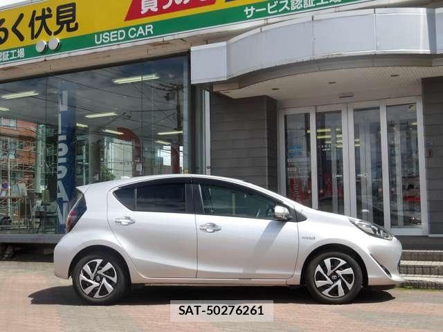Toyota AQUA 2020-04 8206260-22